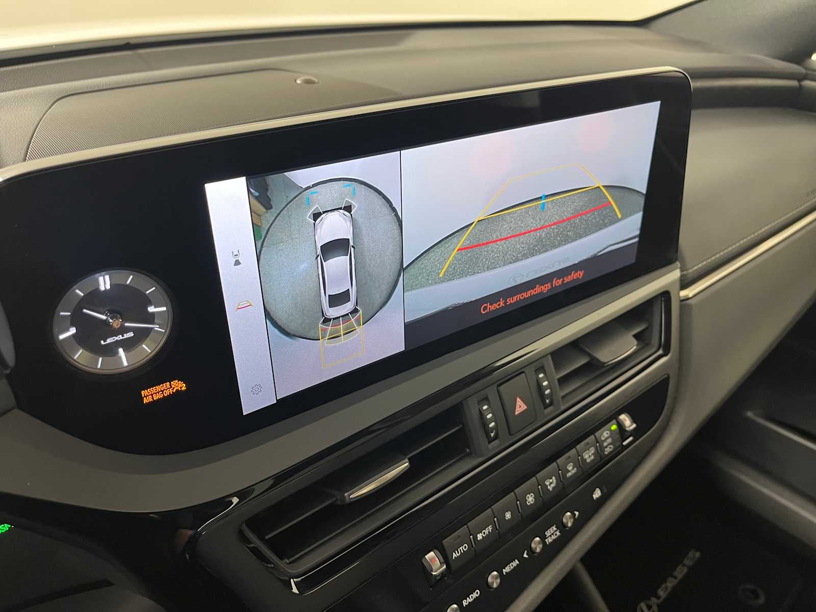 2025 Lexus ES 350 Ultra Luxury