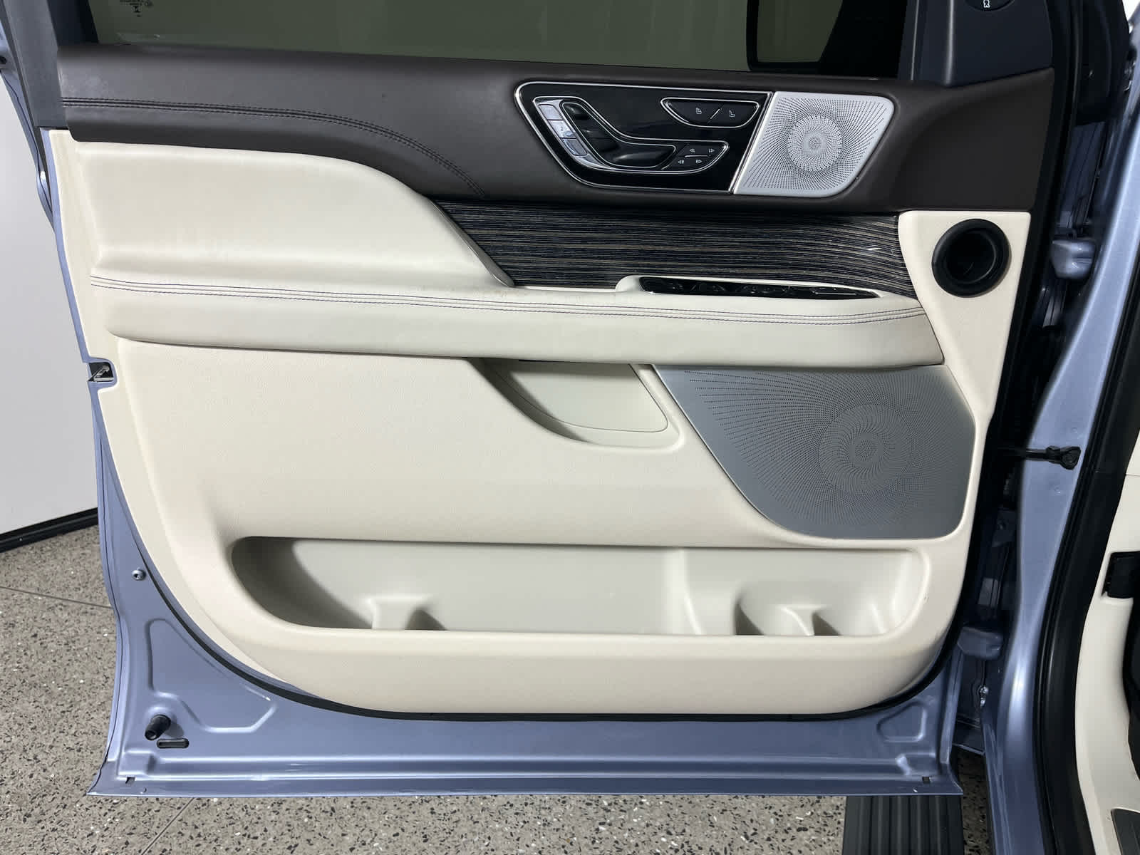 2023 Lincoln Navigator Black Label