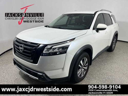 2022 Nissan Pathfinder SL