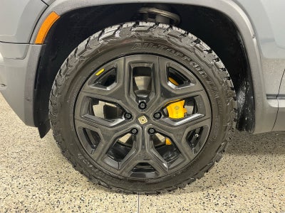 2023 Rivian R1T Adventure Quad Motor Large Pack