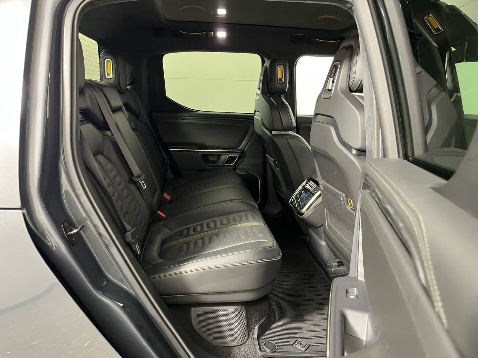 2023 Rivian R1T Adventure Quad Motor Large Pack