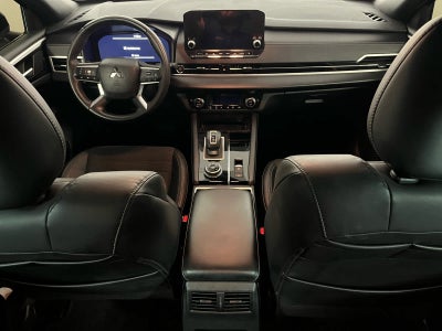 2023 Mitsubishi Outlander SE Black Edition 2WD