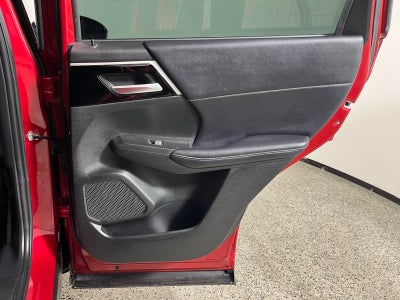 2023 Mitsubishi Outlander SE Black Edition 2WD