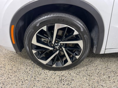 2024 Mitsubishi Outlander SEL