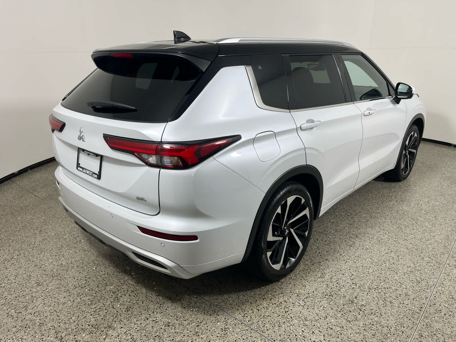 2024 Mitsubishi Outlander SEL