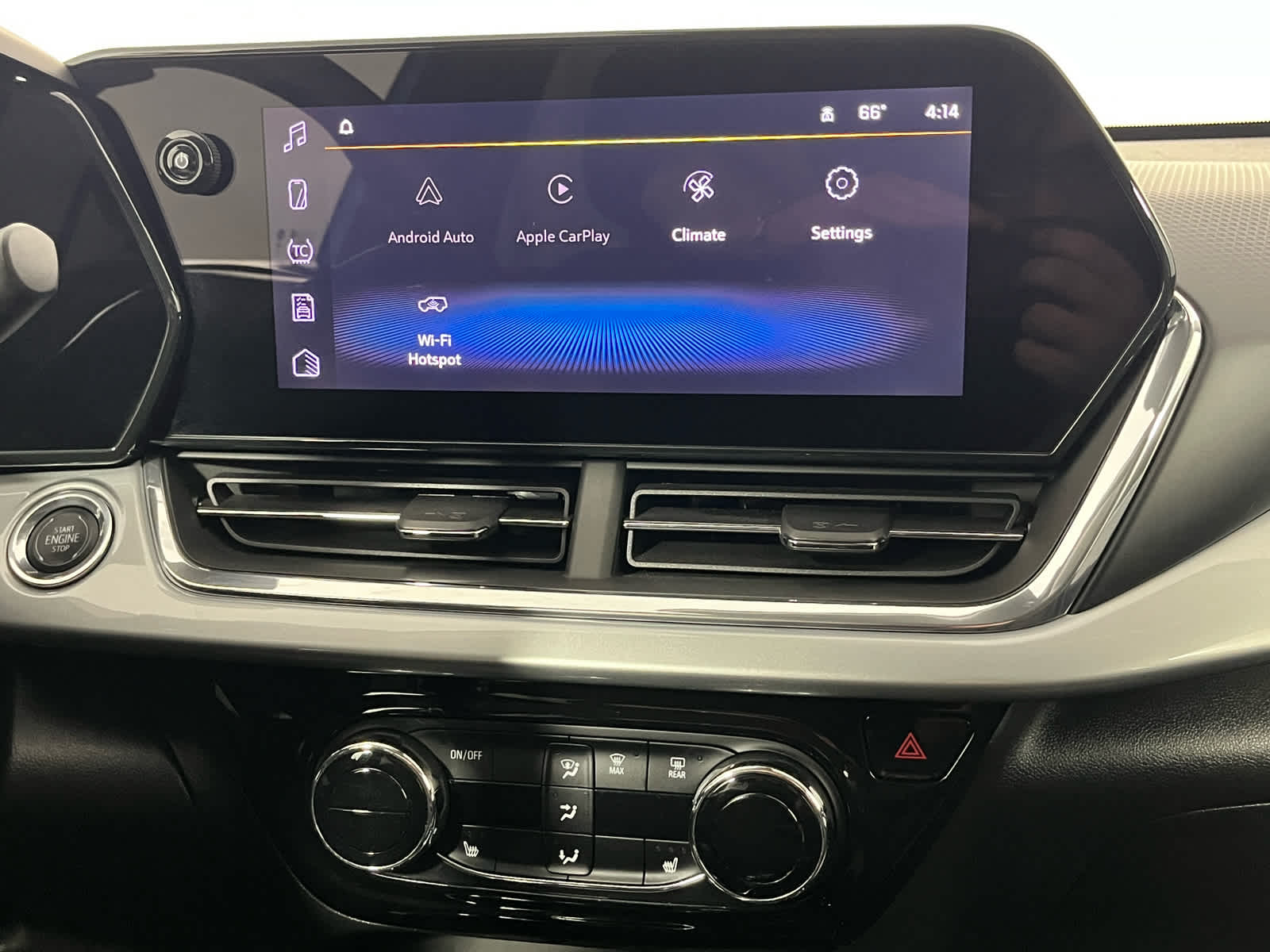 2025 Chevrolet Trax FWD LT