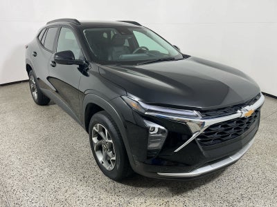 2025 Chevrolet Trax FWD LT
