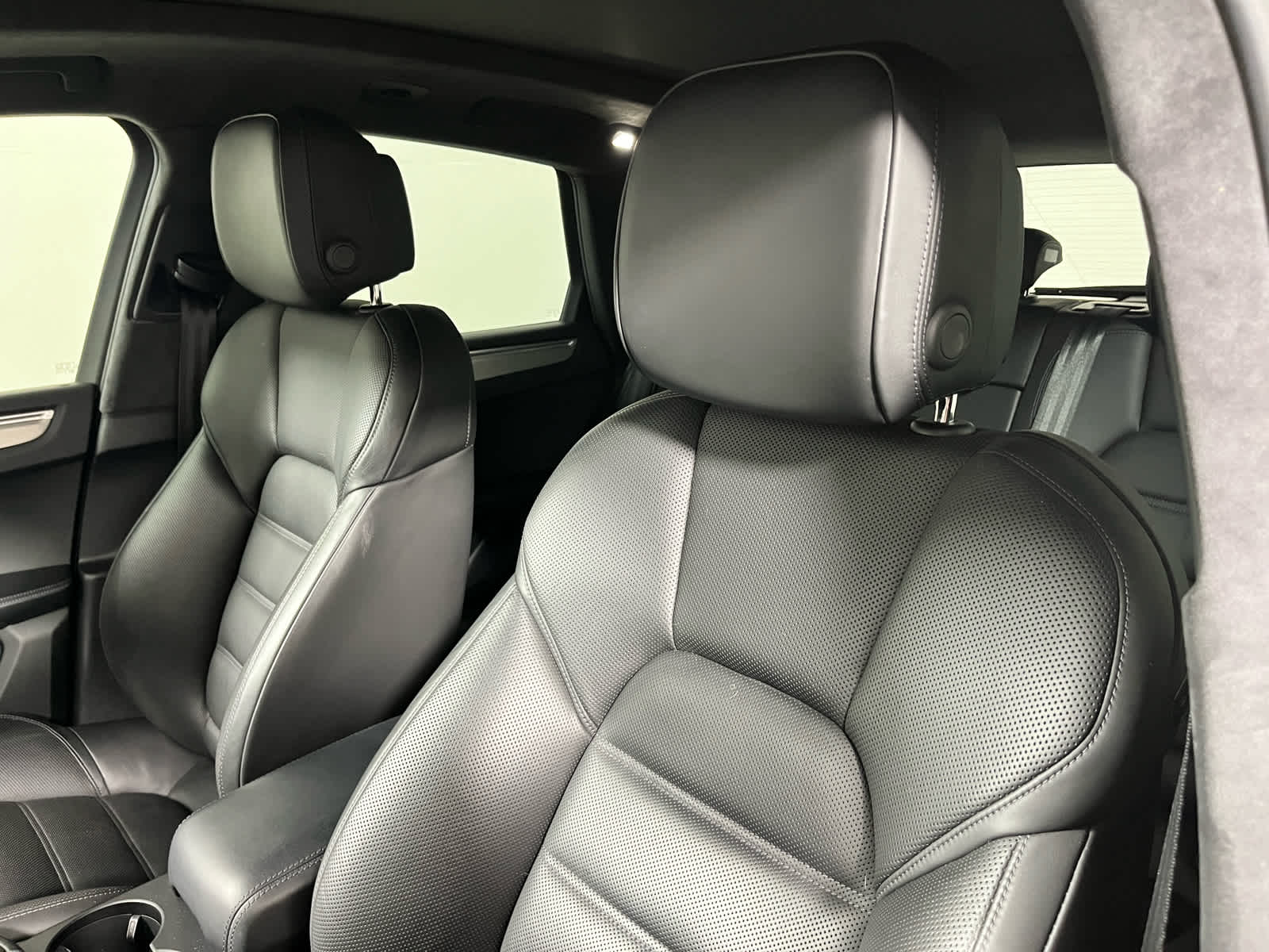 2017 Porsche Macan Turbo