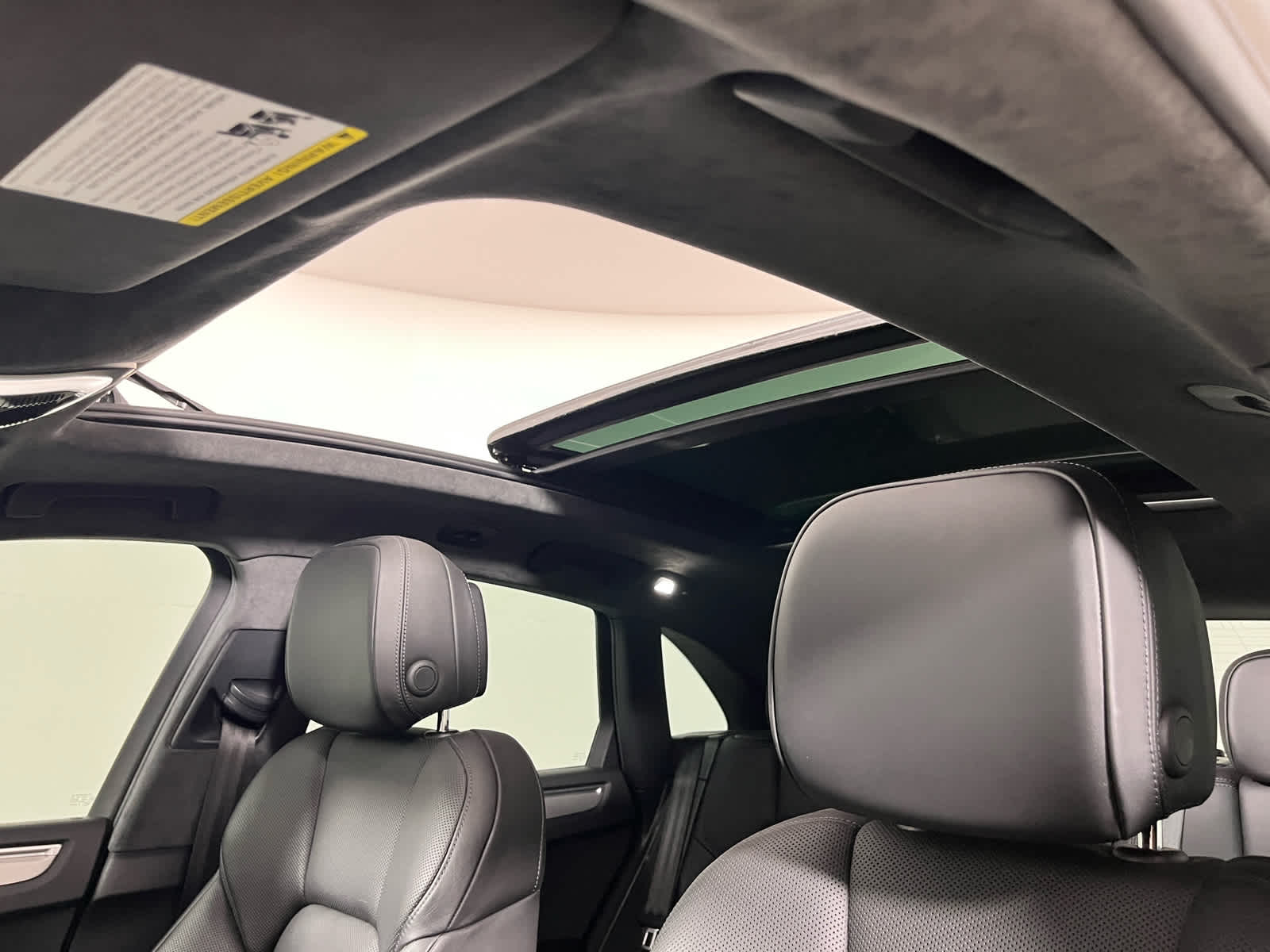 2017 Porsche Macan Turbo